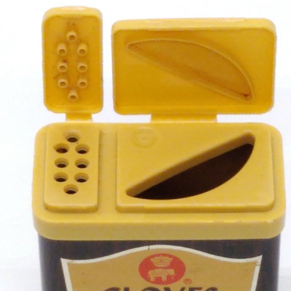 Vintage Crown Colony Cloves Ground Spice Tin Safeway Stores 1975 - Picture 5 of 6